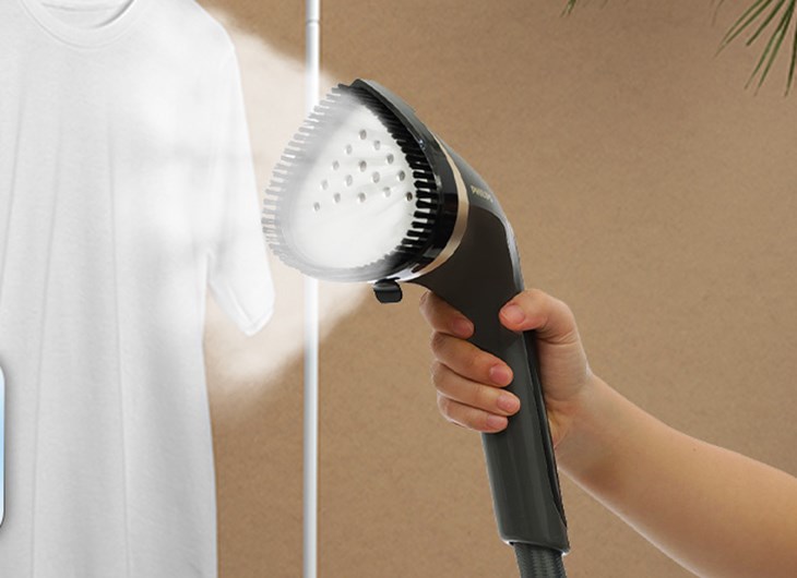 Để tránh bị bỏng, hãy hạn chế tiếp xúc trực tiếp với đầu ủi hơi nước khi hoạt động