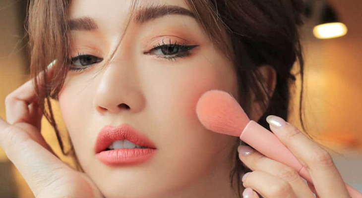 Cọ má hồng
