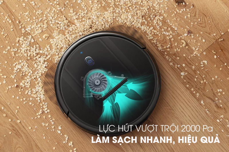 Dùng máy hút bụi để làm sạch nhà cửa