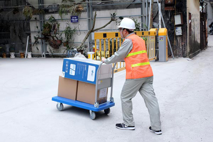 Sắp xếp hàng hóa lên xe phải chắc chắn, cố định