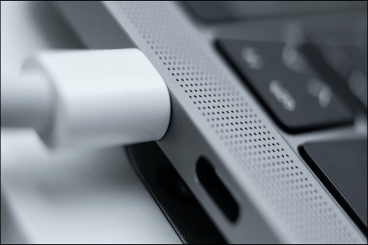 Tại sao cần tắt tính năng quản lý sức khỏe pin trên máy MacBook