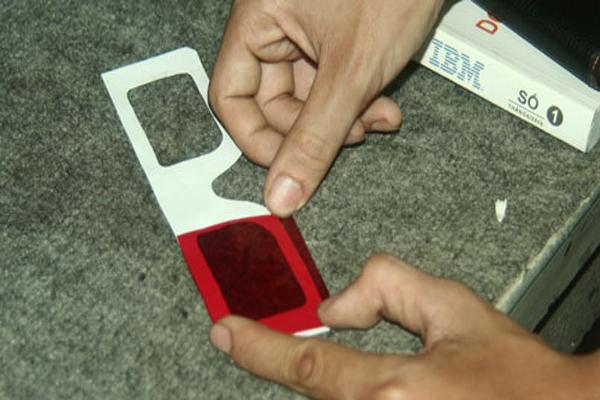 3 phút chế tạo kính 3D cực dễ tại nhà