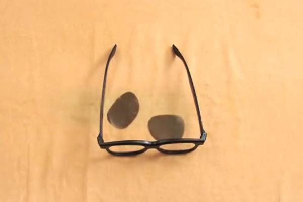 3 phút chế tạo kính 3D cực dễ tại nhà
