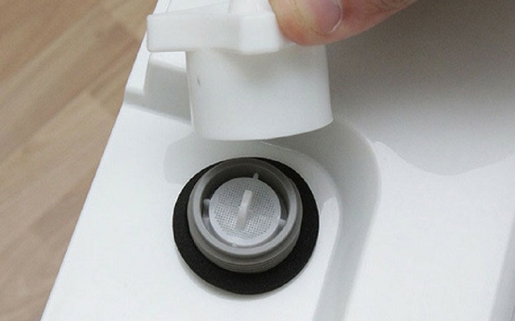 Van cấp nước thường đặt ở vị trí của đường nước đi vào máy giặt