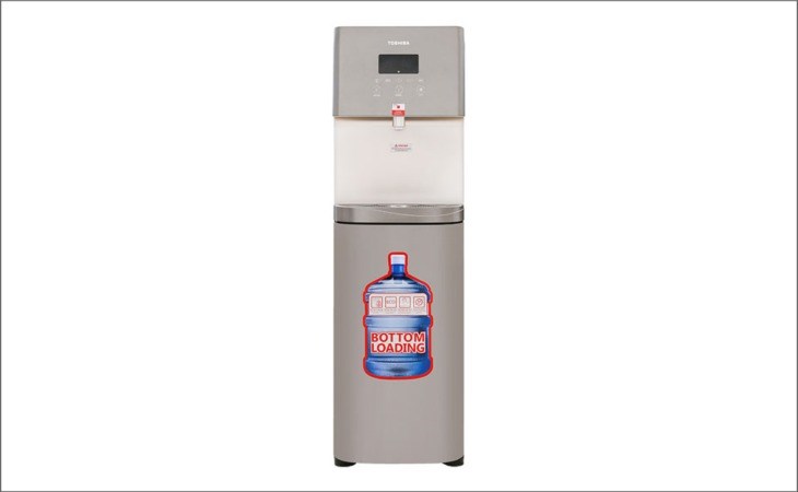 Cây nước nóng lạnh Toshiba RWF-W1830UVBV(T) 650W hiện đang được kinh doanh tại Điện máy XANH với giá 6.890.000 đồng (giá được cập nhật vào tháng 06/2023, có thể thay đổi theo thời gian)