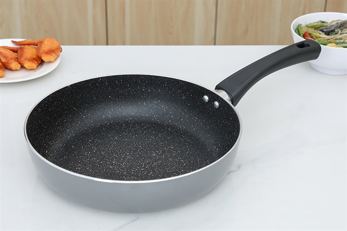 Chống dính tốt, bền, an toàn sức khỏe – chảo Ceramic Elmich xứng đáng để bạn đầu tư cho gia đình
