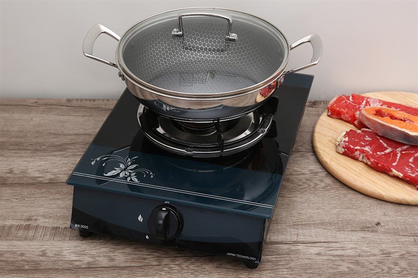 Chảo inox sâu chống dính tổ ong đáy từ nắp kính 24 cm Fivestar FPC24003 phù hợp cho cả bếp từ, bếp gas, bếp hồng ngoại.