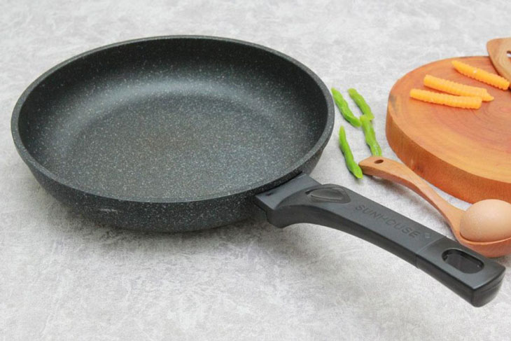 Bề mặt của chảo đá chống dính