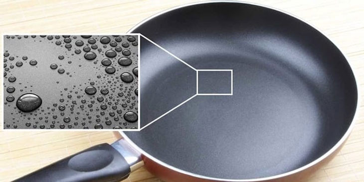 Chất liệu và lớp chống dính của chảo