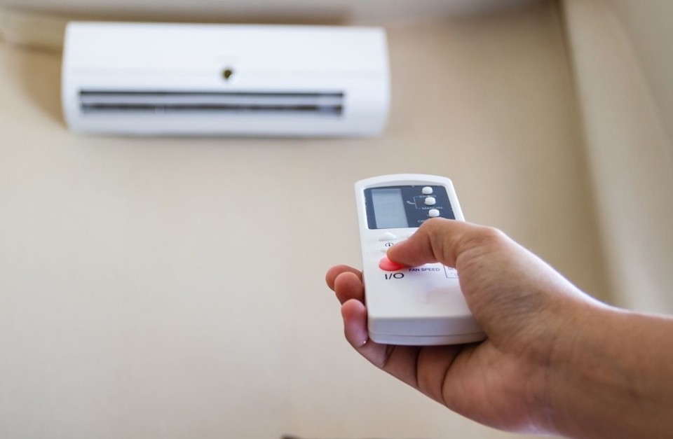 Để tiết kiệm điện và tốt cho sức khỏe khi dùng chế độ Eco, hãy cài đặt nhiệt độ từ 25-28°C, tránh đặt dưới 24-25°C
