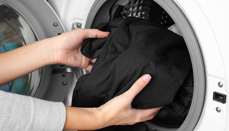 Sau khi giặt quần áo còn bẩn