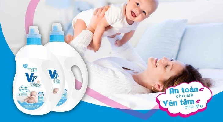 chọn đúng nước giặt xả cho trẻ sơ sinh