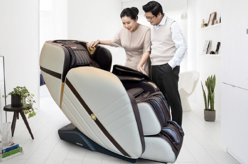 Bạn cần xem xét chức năng của chiếc ghế massage có phù hợp với nhu cầu sử dụng của mình hay không để có lựa chọn phù hợp