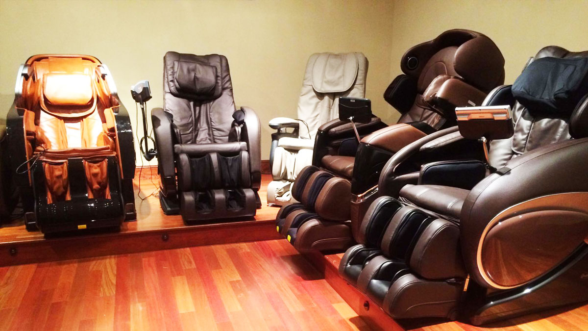 Ghế massage đã trải qua sử dụng từ trước đó nên có thể bị mài mòn hoặc xuất hiện vết xước, móp, làm giảm giá trị thẩm mỹ của ghế