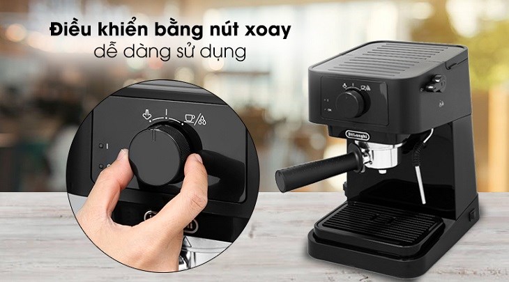 Máy pha cà phê Delonghi EC230.BK sở hữu điều khiển bằng nút xoay hiện đại, người dùng dễ dàng thực hiện thao tác