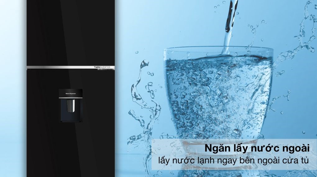 Tủ lạnh Aqua Inverter 328 lít AQR-T380FA(WGB) được trang bị ngăn lấy nước ngoài tiện lợi, giúp bạn không phải đóng mở cửa tủ nhiều lần