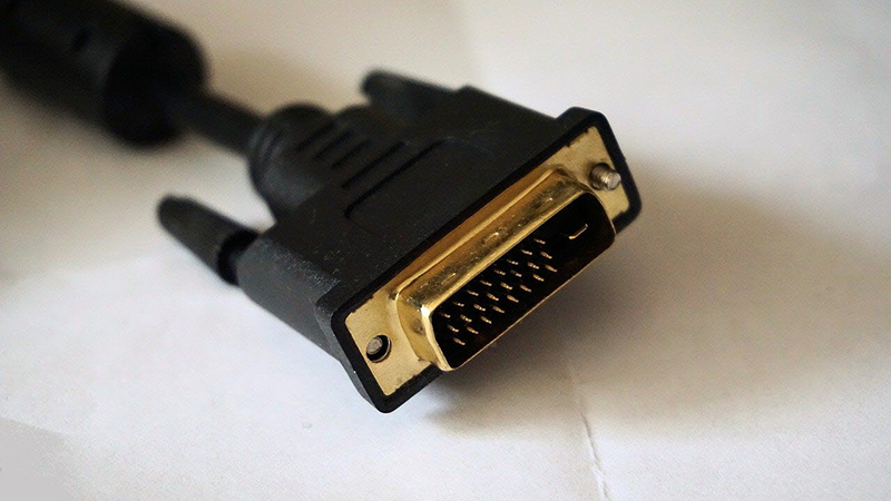 Cáp DVI ra mắt công chúng vào năm 1999
