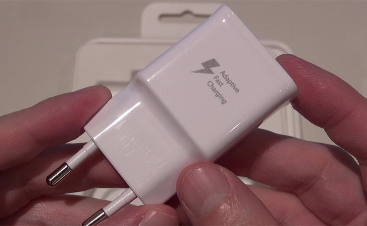 Samsung Adaptive Fast Charging