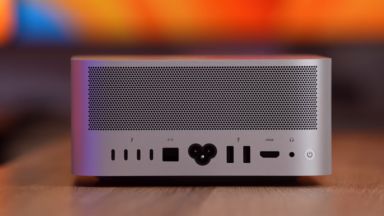 Người dùng có thể kết nối nhiều thiết bị khác một cách linh hoạt trên Mac Studio M2 Ultra