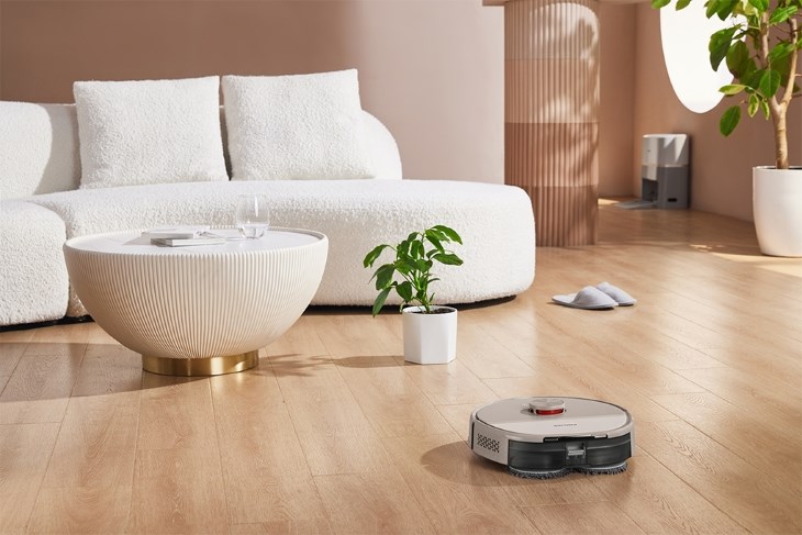 Sản phẩm trang bị hai hộp chứa với tính năng và dung tích đáng kể