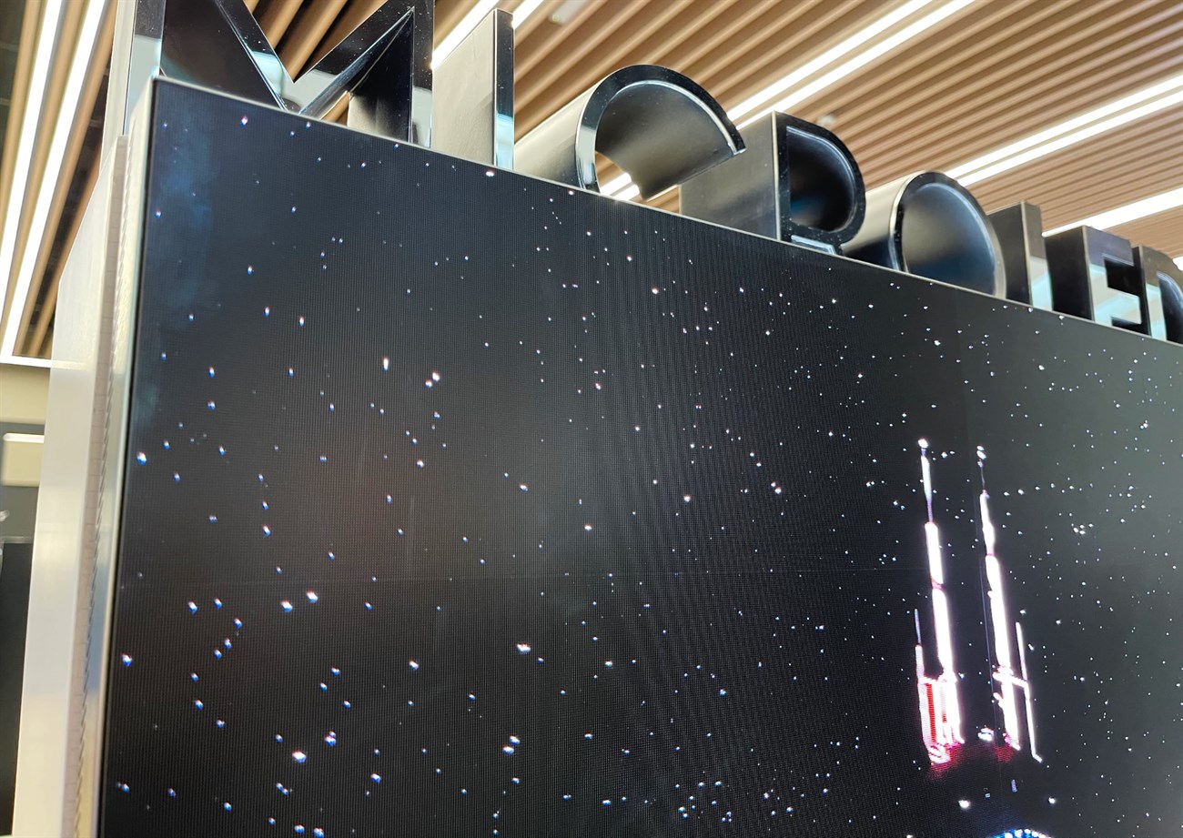 Cận cảnh chiếc TV microLED 110 inch, giá 3,5 tỉ của Samsung