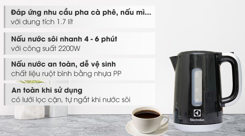 Bình đun siêu tốc Electrolux 1.7 lít EEK3505 nấu nước sôi từ 4 - 6 phút, tiết kiệm điện năng tối đa cho gia đình bạn.