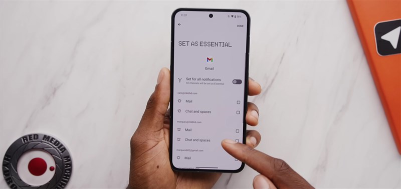 Nothing Phone (2) sở hữu thanh RAM 12 GB Nothing Phone (2) với khả năng xử lý mượt mà các tác vụ