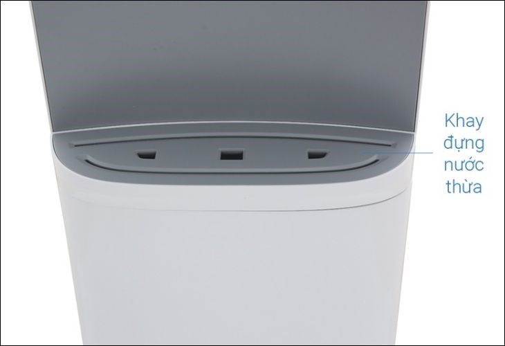 Khay hứng nước giúp không bị đọng nước hay bị nấm mốc