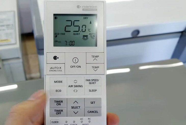 Remote điều khiển máy lạnh có nút bấm nhạy, giao diện trực quan dễ sử dụng