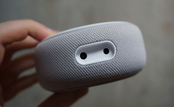 Amazon Echo Dot 3 sở hữu Jack cắm 3.5mm vô cùng tiện lợi