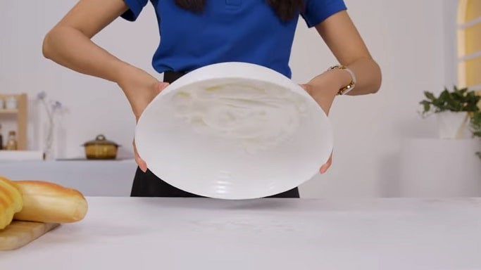 Lòng trắng trứng sau khi đánh bong trắng