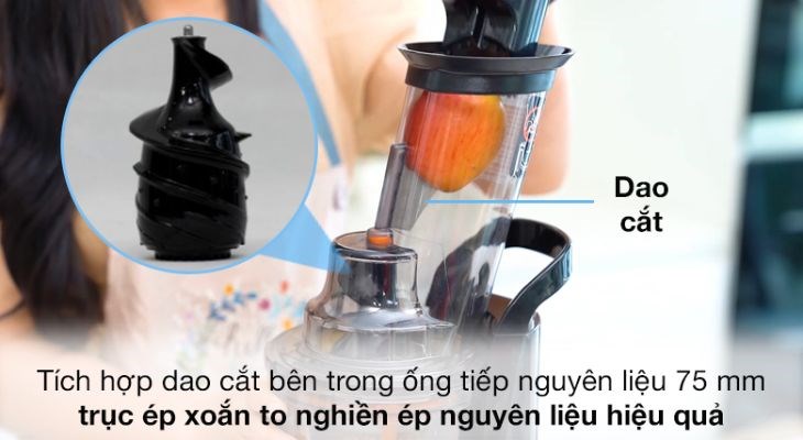 Trục ép xoắn được thiết kế to bản, nghiền ép nguyên liệu vô cùng mạnh mẽ