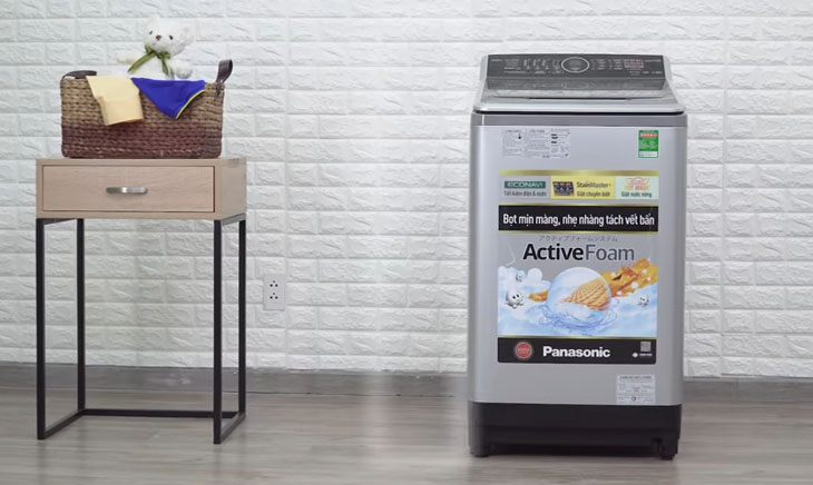 Máy giặt Panasonic NA-F100V5LRV - thiết kế sang trọng