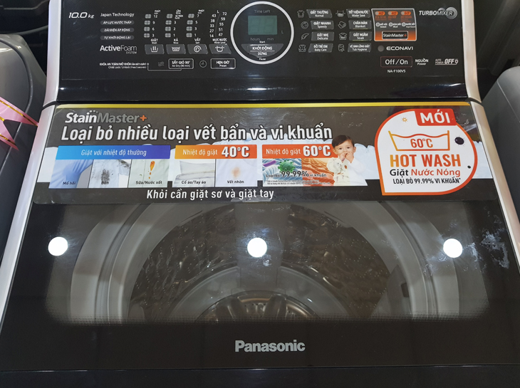 Nắp đậy của máy giặt Panasonic NA-F100V5LRV