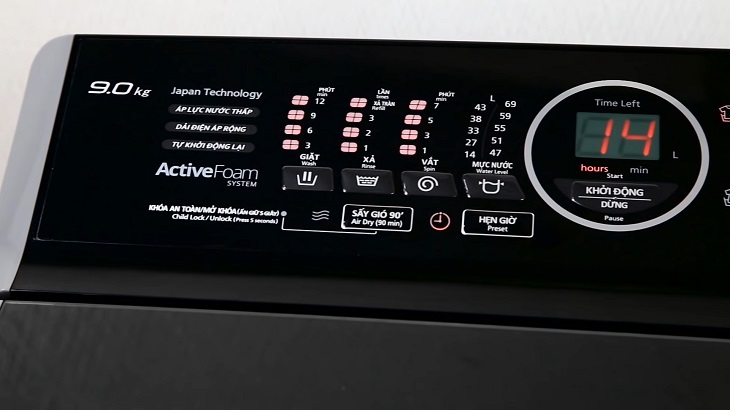 Bên trái bảng điều khiển là các tùy chỉnh thêm mực nước và thời gian cho từng chương trình