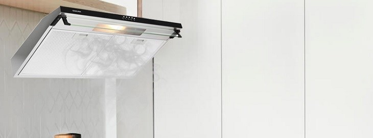 Giá thành của máy hút mùi Sakura vừa phải, phù hợp với nhu cầu khác nhau của người dùng