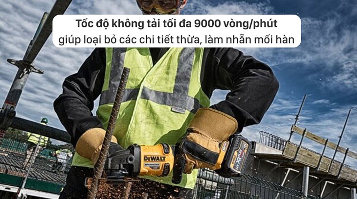 Máy mài góc dùng pin Dewalt DCG414N-XJ 54V (không kèm pin, sạc) có tốc độ không tải tối đa 9.000 vòng/phút giúp tăng năng suất làm việc