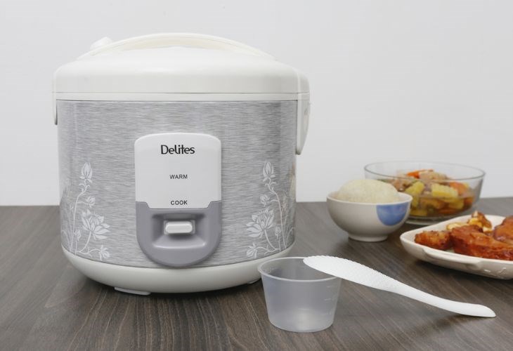 Nồi cơm điện nắp gài Delites 1.8 lít NCG1805 có giá 410.000 VNĐ (cập nhật 06/2023, có thể thay đổi theo thời gian), phù hợp với mọi phân khúc người dùng