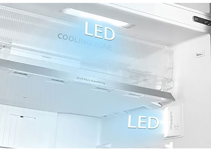 Đèn LED chiếu sáng cả ngăn đông và ngăn lạnh