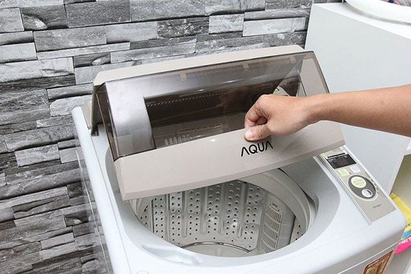 Máy giặt cửa trên