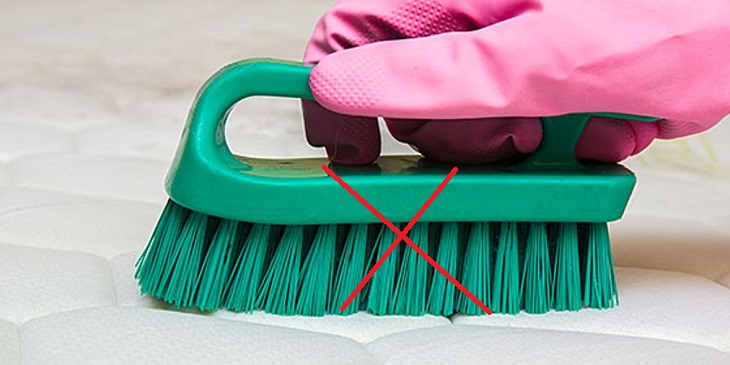 Giặt đệm điện nhẹ nhàng để tránh hỏng mạch điện