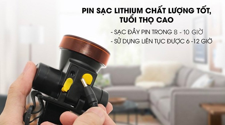 Đèn pin sạc đội đầu Comet CRT1614 có thể sử dụng trong thời gian dài liên tục lên đến 12 tiếng