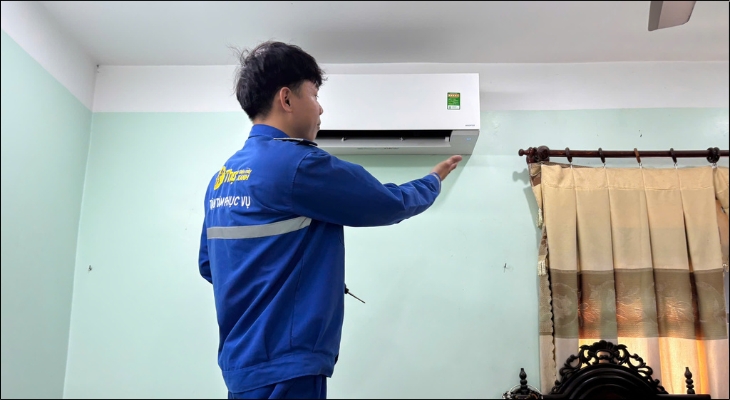 Sau khi lắp ráp lại các bộ phận, thợ sẽ kiểm tra kỹ lại một lần nữa các thông số kỹ thuật