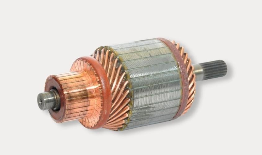 Rotor là một cuộn dây quấn trên lõi thép