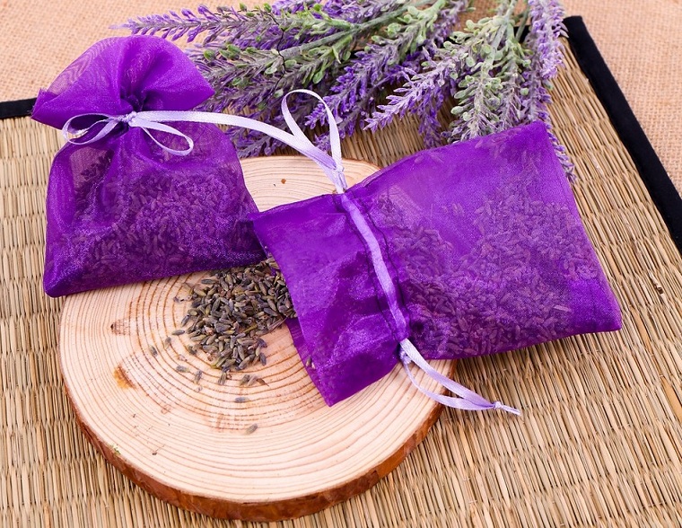 Túi thơm giúp khử sạch mùi trong không khí