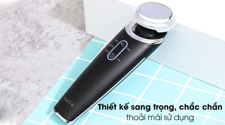 Máy massage mặt đẩy tinh chất Halio Ion Cleansing & Moisturizing Black có thiết kế nhỏ gọn, sang trọng