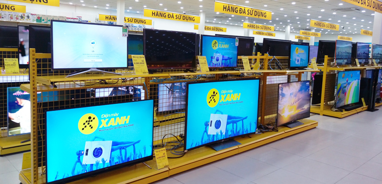 Hàng đổi trả được trưng bày rất nhiều tại Điện máy XANH