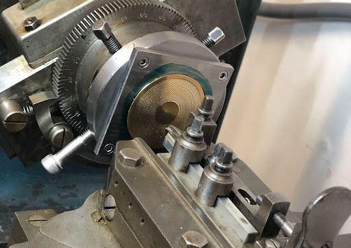 Máy chế tác họa tiết Guilloche