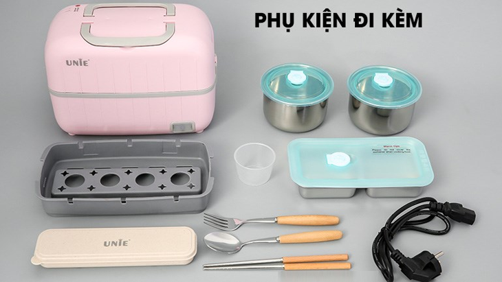 Hộp cơm Unie có dung tích lớn đựng được nhiều thức ăn và có nhiều phụ kiện đi kèm