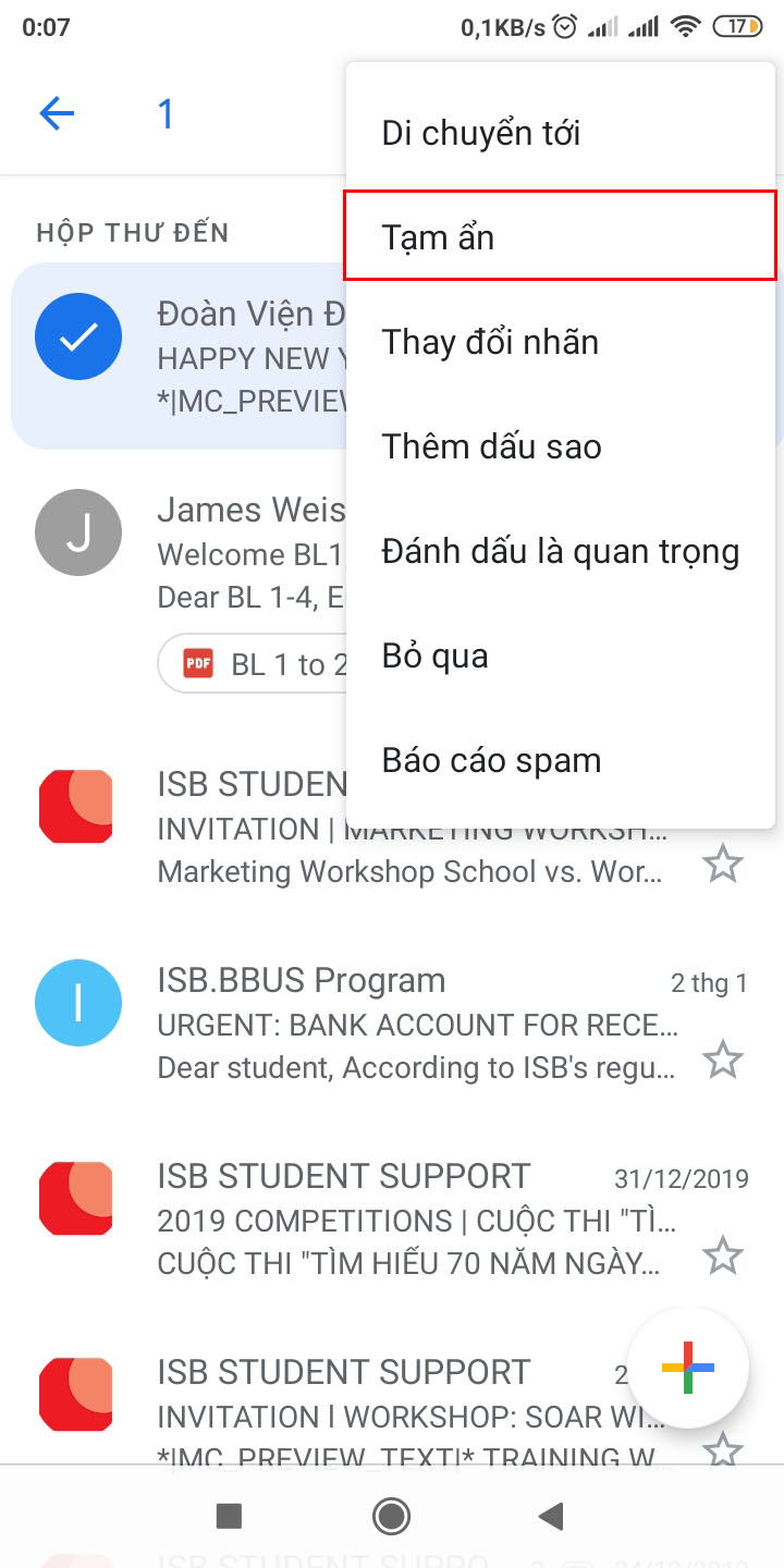 Nhấn giữ thư, chọn biểu tượng Thêm > Tạm ẩn
